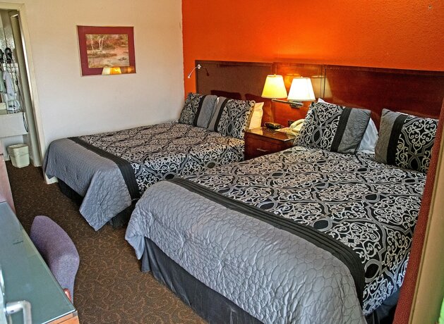 Imagen de la habitación del Hotel America\'s Best Inns and Suites. Foto 15