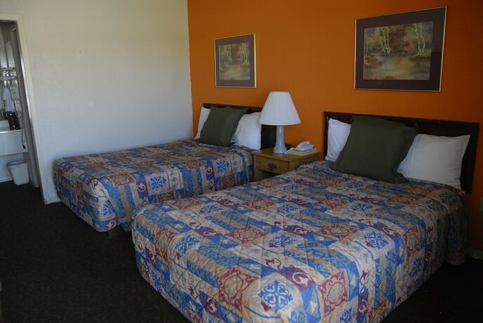Imagen de la habitación del Hotel America\'s Best Inns and Suites. Foto 16