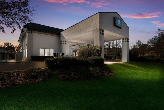 Imagen general del Hotel Americas Best Value Inn Aiken. Foto 33