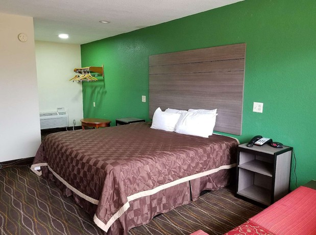 Imagen de la habitación del Hotel Americas Best Value Inn Alexandria. Foto 9