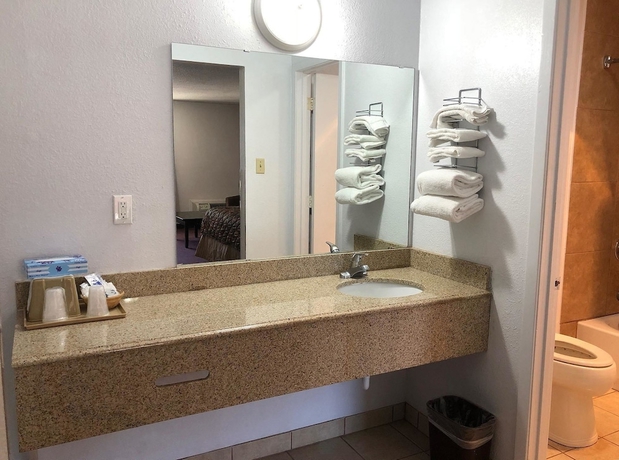 Imagen de la habitación del Hotel Americas Best Value Inn Alpine. Foto 14