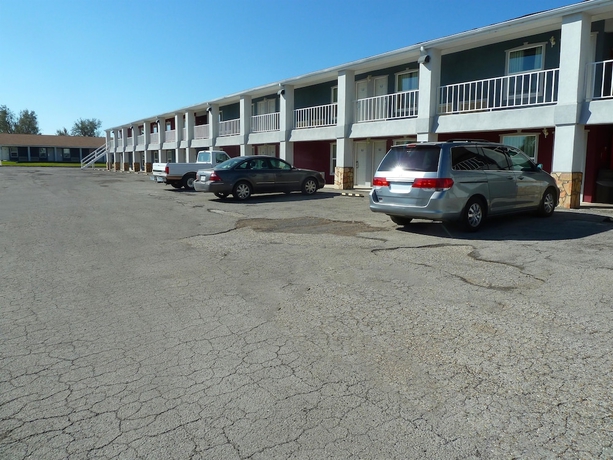 Imagen de los interiores del Hotel Americas Best Value Inn Alpine. Foto 19