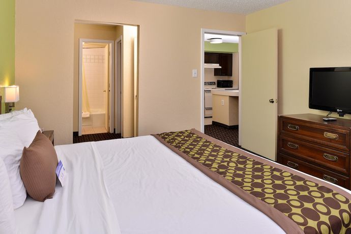 Imagen de la habitación del Hotel Americas Best Value Inn And Suites Extended Stay Tulsa. Foto 10