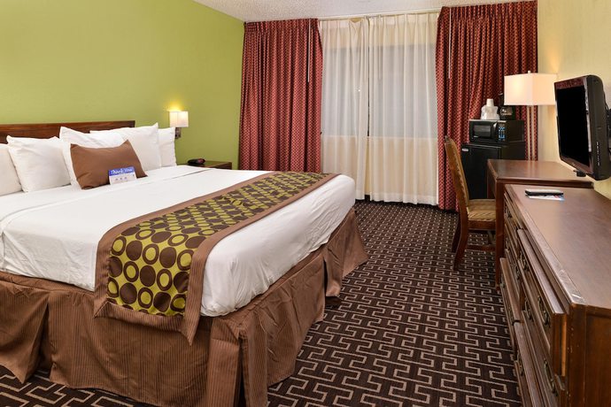 Imagen de la habitación del Hotel Americas Best Value Inn And Suites Extended Stay Tulsa. Foto 15