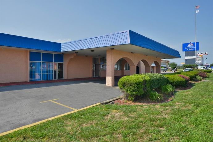 Imagen general del Hotel Americas Best Value Inn And Suites Kansas City. Foto 2