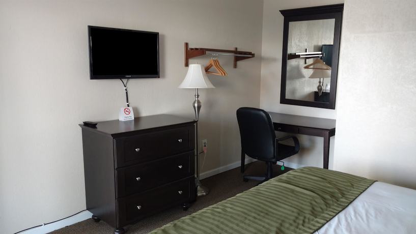 Imagen de la habitación del Hotel Americas Best Value Inn And Suites Kansas City. Foto 13