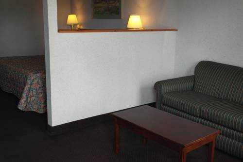 Imagen de la habitación del Hotel Americas Best Value Inn And Suites Knoxville. Foto 8