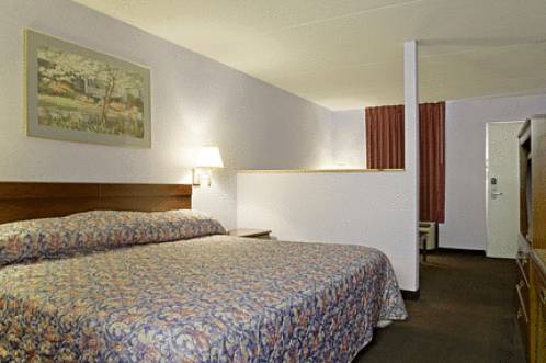 Imagen de la habitación del Hotel Americas Best Value Inn And Suites Knoxville. Foto 14