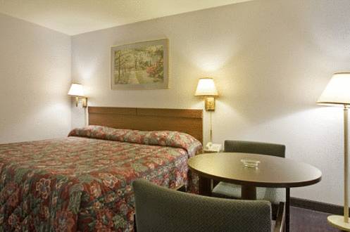 Imagen de la habitación del Hotel Americas Best Value Inn And Suites Knoxville. Foto 15