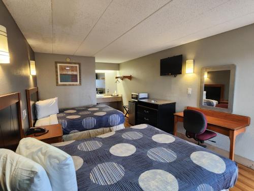 Imagen de la habitación del Hotel Americas Best Value Inn And Suites Little Rock At Scott Hamilton Dr. Foto 8