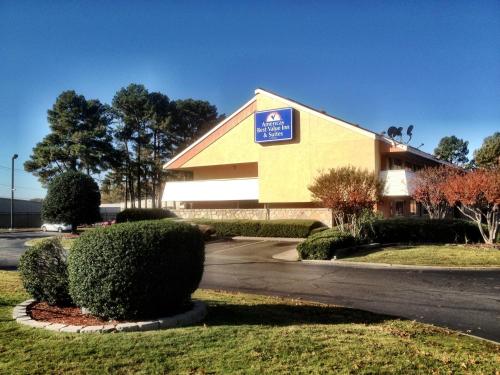 Imagen general del Hotel Americas Best Value Inn And Suites Little Rock At Scott Hamilton Dr. Foto 1
