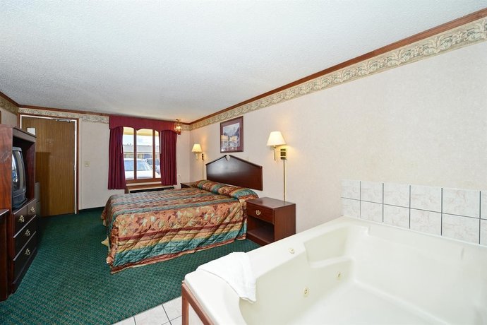 Imagen de la habitación del Hotel Americas Best Value Inn And Suites Warren Detroit. Foto 9