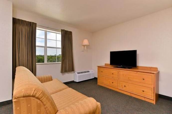 Imagen de la habitación del Hotel Americas Best Value Inn And Suites Winnie. Foto 11