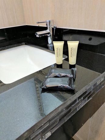 Imagen de la habitación del Hotel Americas Best Value Inn Antioch. Foto 11