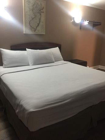 Imagen de la habitación del Hotel Americas Best Value Inn Avenel Woodbridge. Foto 11