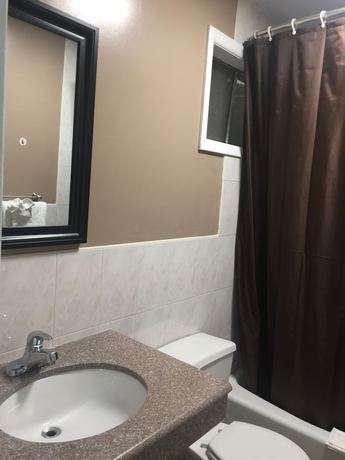 Imagen de la habitación del Hotel Americas Best Value Inn Avenel Woodbridge. Foto 13