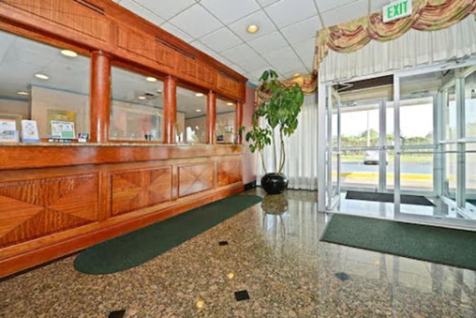 Imagen de los interiores del Hotel Americas Best Value Inn Baltimore. Foto 15