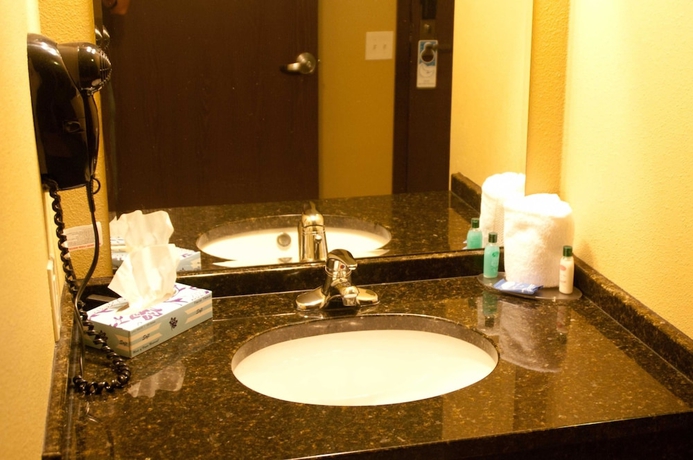 Imagen de la habitación del Hotel America's Best Value Inn - Big Lake. Foto 7