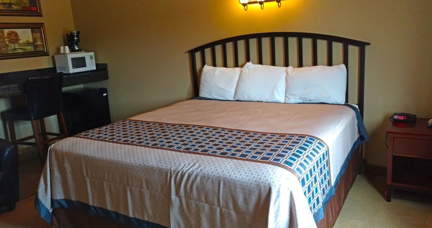 Imagen de la habitación del Hotel America's Best Value Inn - Big Lake. Foto 8