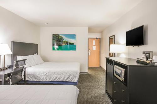 Imagen de la habitación del Hotel Americas Best Value Inn Birch Run. Foto 14