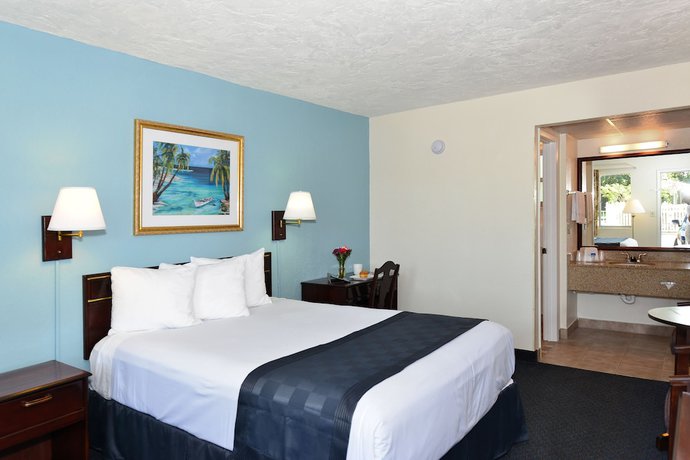 Imagen de la habitación del Hotel Americas Best Value Inn Bradenton Sarasota. Foto 6