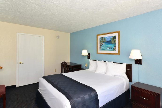 Imagen de la habitación del Hotel Americas Best Value Inn Bradenton Sarasota. Foto 9