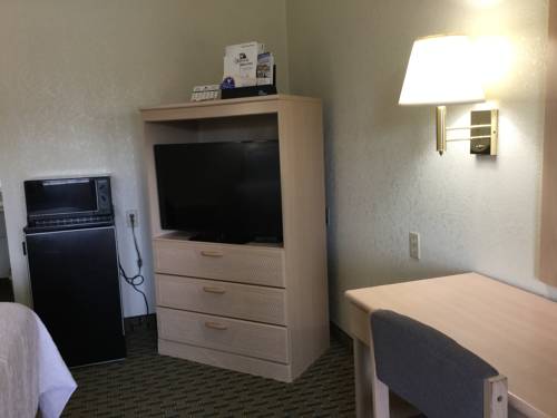 Imagen de la habitación del Hotel Americas Best Value Inn Cabot. Foto 12