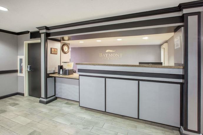 Imagen de los interiores del Hotel Americas Best Value Inn Canton. Foto 14