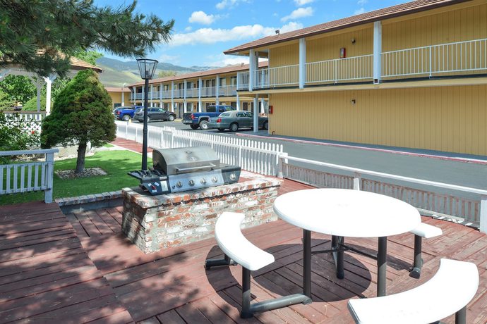 Imagen de los interiores del Hotel Americas Best Value Inn Carson City. Foto 12