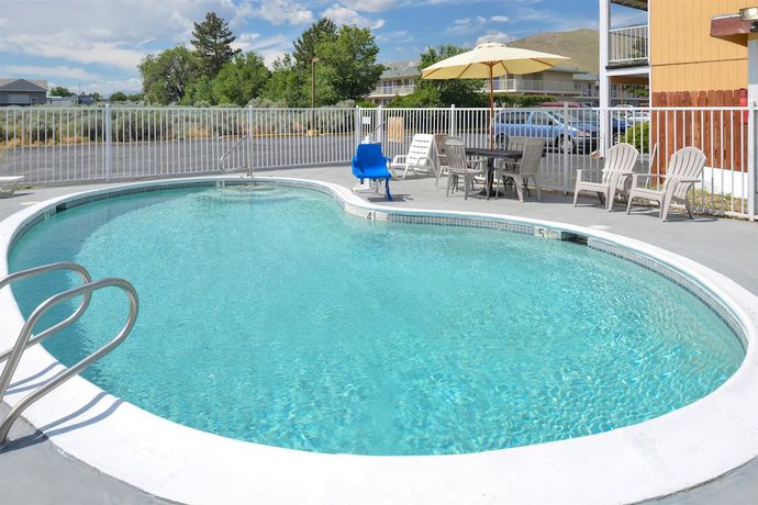 Imagen de la piscina del Hotel Americas Best Value Inn Carson City. Foto 20
