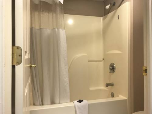 Imagen de la habitación del Hotel Americas Best Value Inn Cedar City. Foto 2