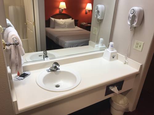 Imagen de la habitación del Hotel Americas Best Value Inn Cedar City. Foto 3