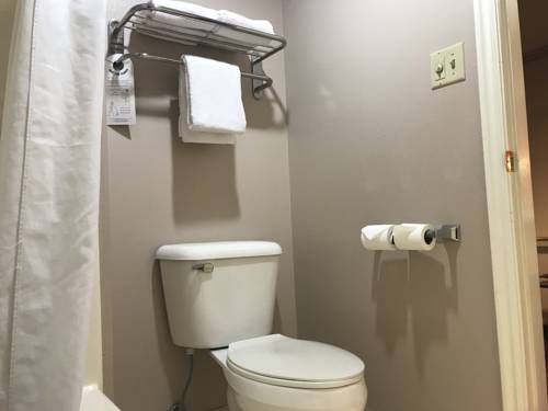 Imagen de la habitación del Hotel Americas Best Value Inn Cedar City. Foto 8