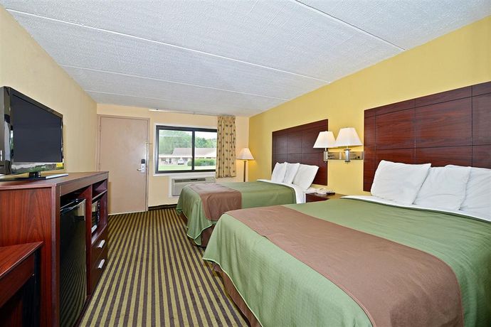 Imagen de los interiores del Hotel Americas Best Value Inn, Central Valley. Foto 14