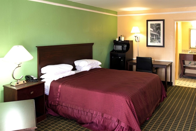 Imagen de la habitación del Hotel Americas Best Value Inn Charlotte, Nc. Foto 7