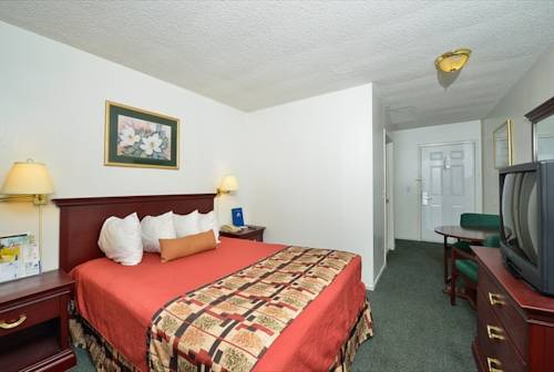 Imagen de la habitación del Hotel Americas Best Value Inn Chico. Foto 10