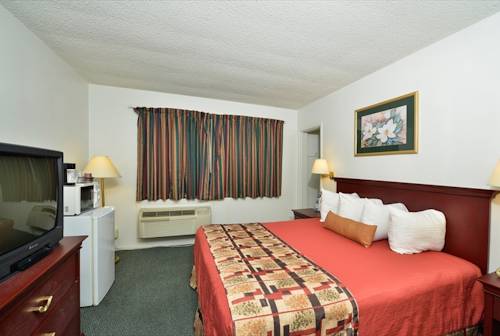 Imagen de la habitación del Hotel Americas Best Value Inn Chico. Foto 11