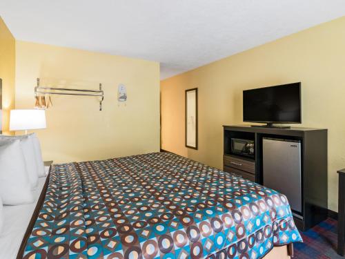 Imagen de la habitación del Hotel Americas Best Value Inn Clayton. Foto 15