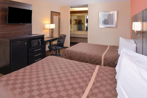 Imagen de la habitación del Hotel Americas Best Value Inn Collinsville St. Louis. Foto 18