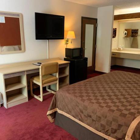 Imagen de la habitación del Hotel Americas Best Value Inn Collinsville St. Louis. Foto 19