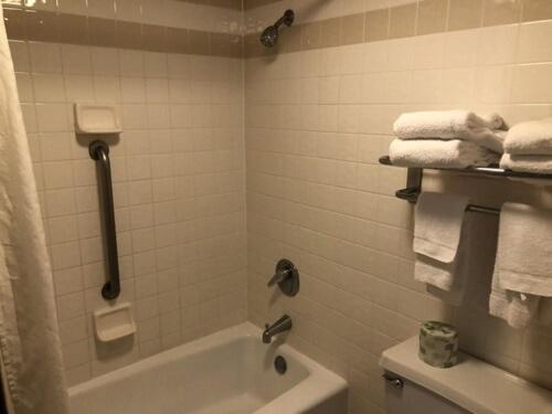 Imagen general del Hotel Americas Best Value Inn Collinsville St. Louis. Foto 1