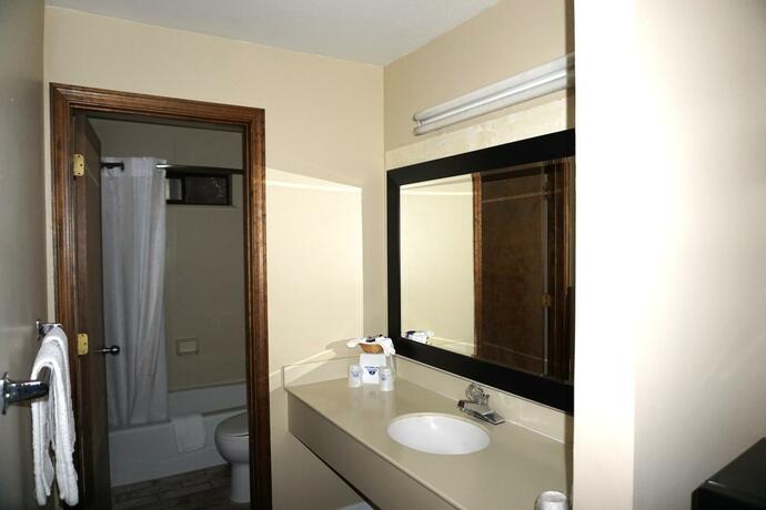 Imagen general del Hotel Americas Best Value Inn Concord. Foto 9