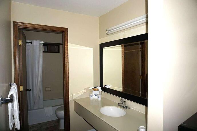 Imagen general del Hotel Americas Best Value Inn Concord. Foto 12