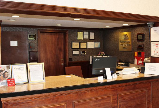 Imagen de los interiores del Hotel Americas Best Value Inn Conyer. Foto 18