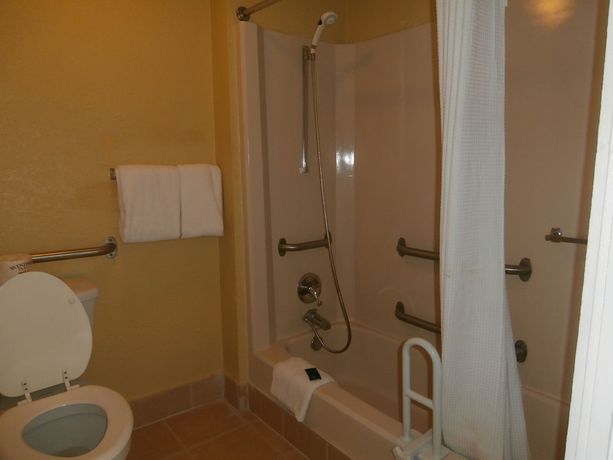 Imagen de la habitación del Hotel Americas Best Value Inn Conyer. Foto 9
