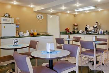 Imagen de los interiores del Hotel Americas Best Value Inn, Cullman. Foto 14