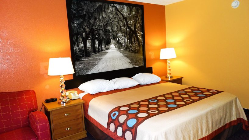 Imagen de la habitación del Hotel Americas Best Value Inn Darien. Foto 8