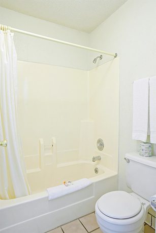 Imagen de la habitación del Hotel Americas Best Value Inn Dayton. Foto 9