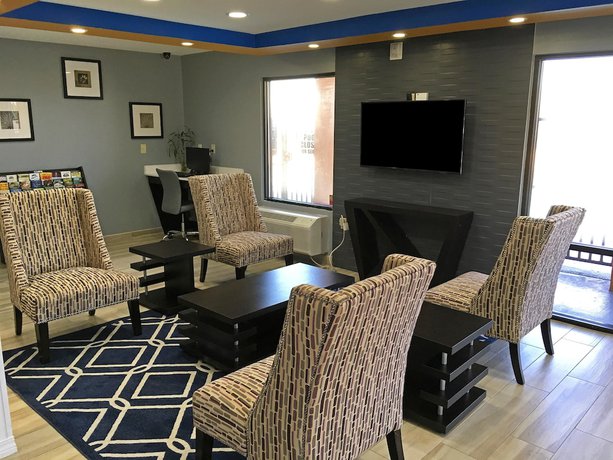 Imagen de los interiores del Hotel Americas Best Value Inn Denham Springs Baton Rouge. Foto 13