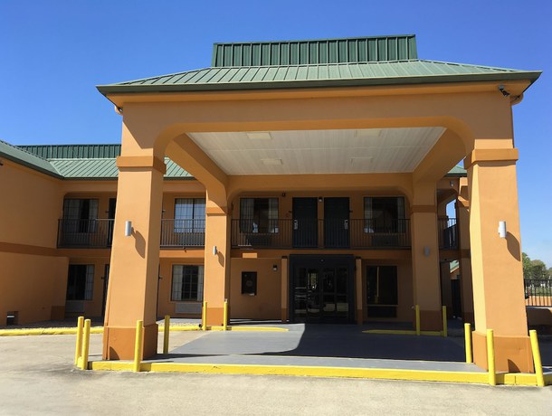 Imagen general del Hotel Americas Best Value Inn Denham Springs Baton Rouge. Foto 3